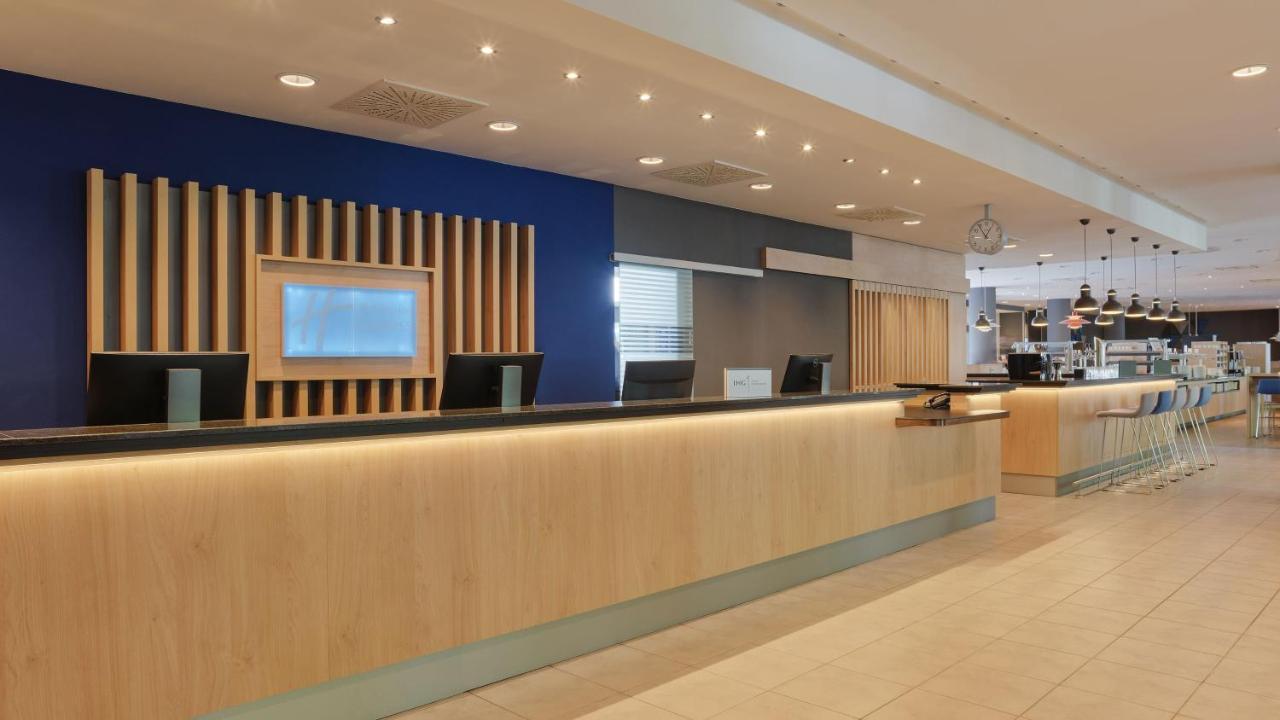 Holiday Inn Express Berlin City Centre By Ihg Bagian luar foto
