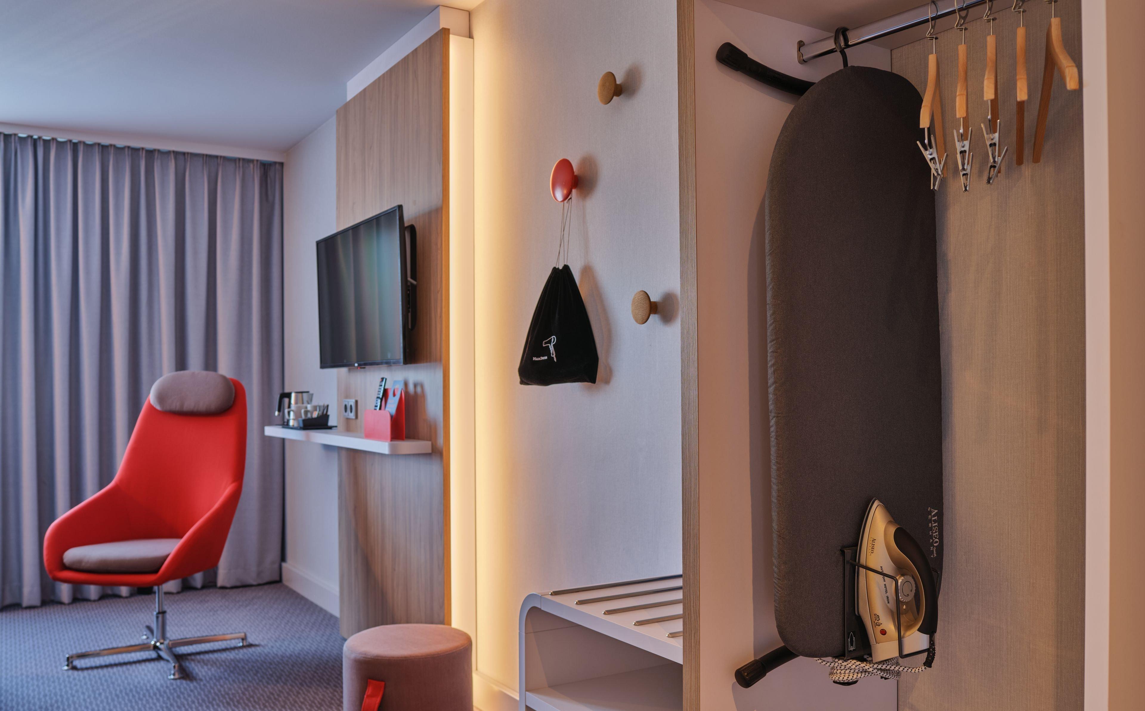 Holiday Inn Express Berlin City Centre By Ihg Bagian luar foto