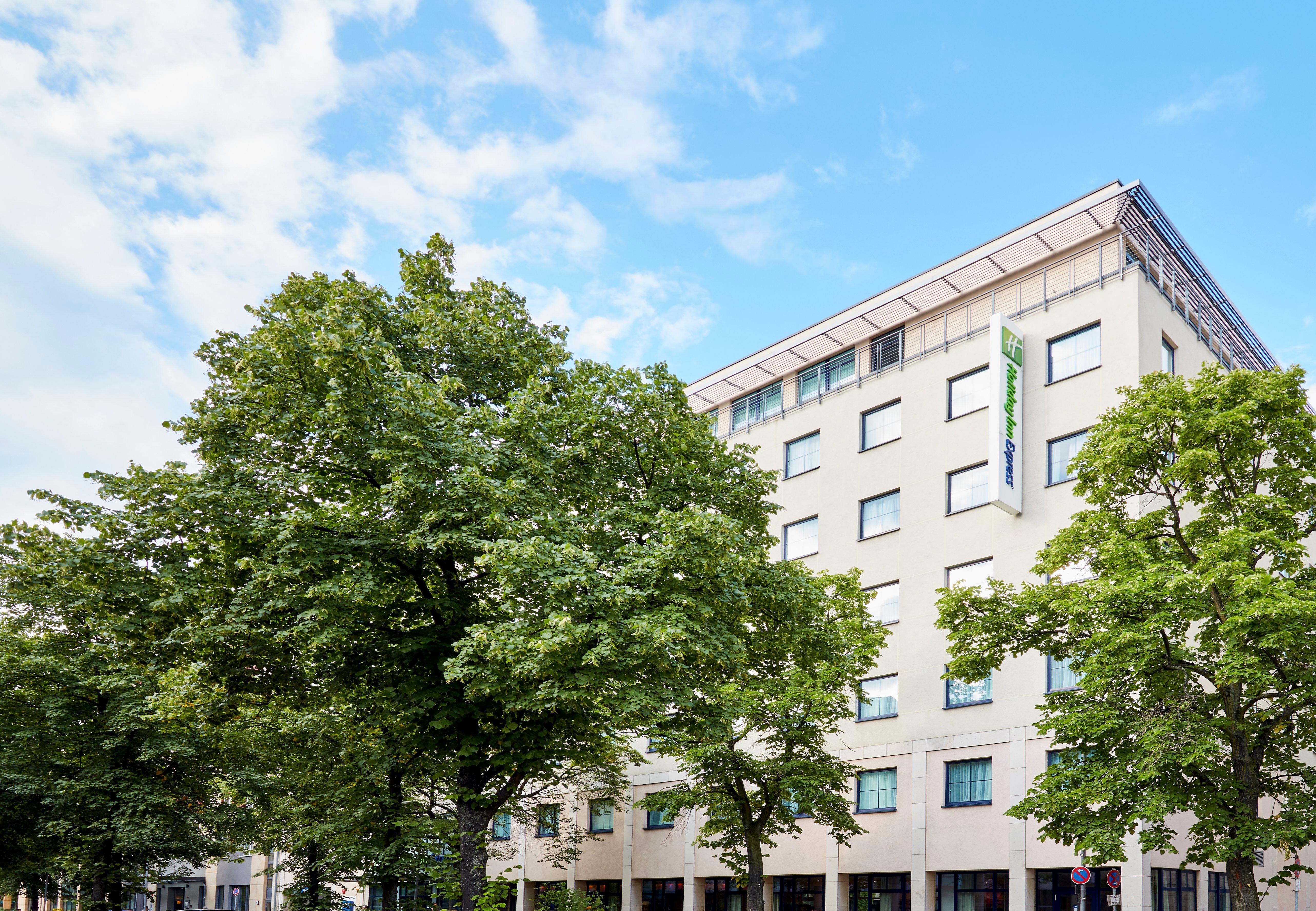 Holiday Inn Express Berlin City Centre By Ihg Bagian luar foto