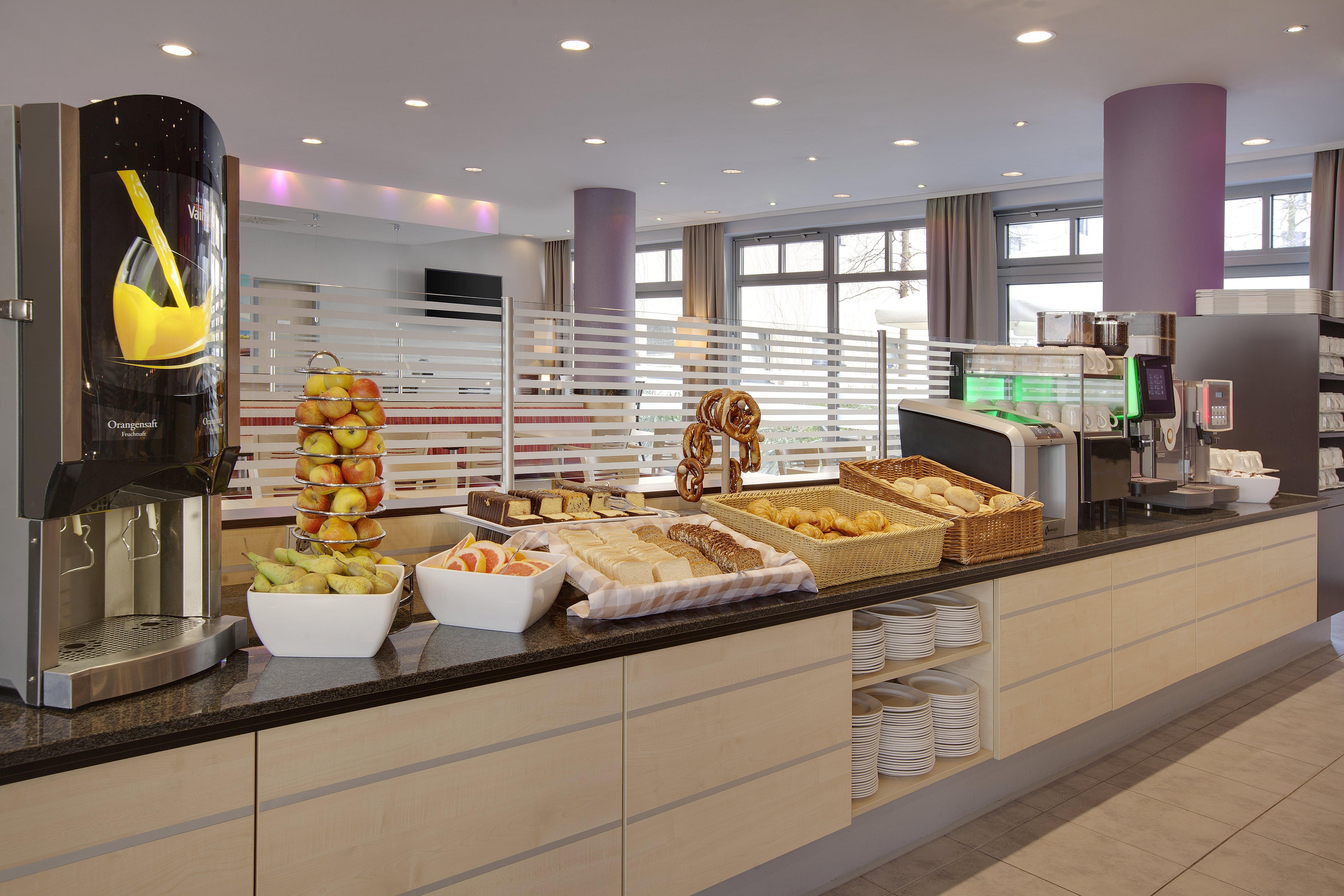 Holiday Inn Express Berlin City Centre By Ihg Bagian luar foto