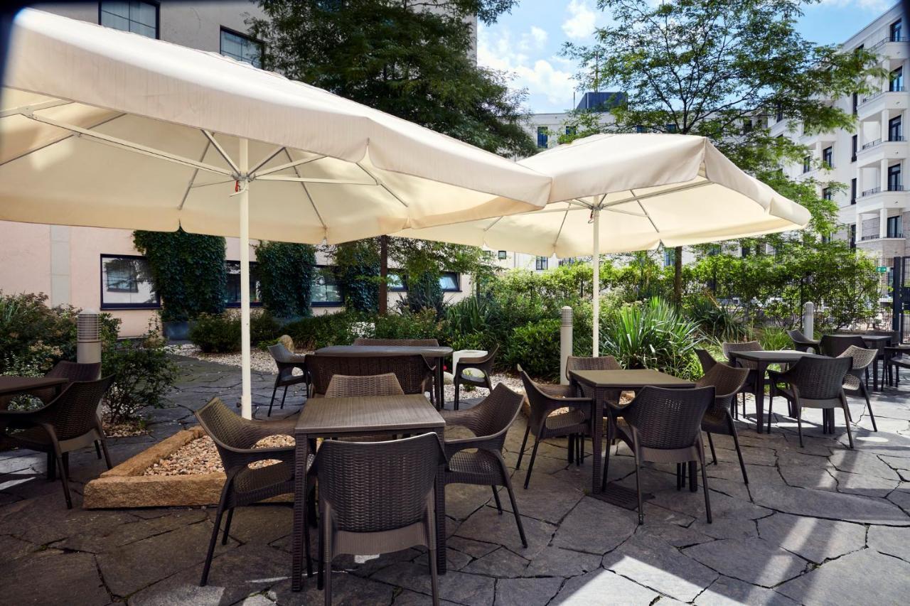 Holiday Inn Express Berlin City Centre By Ihg Bagian luar foto
