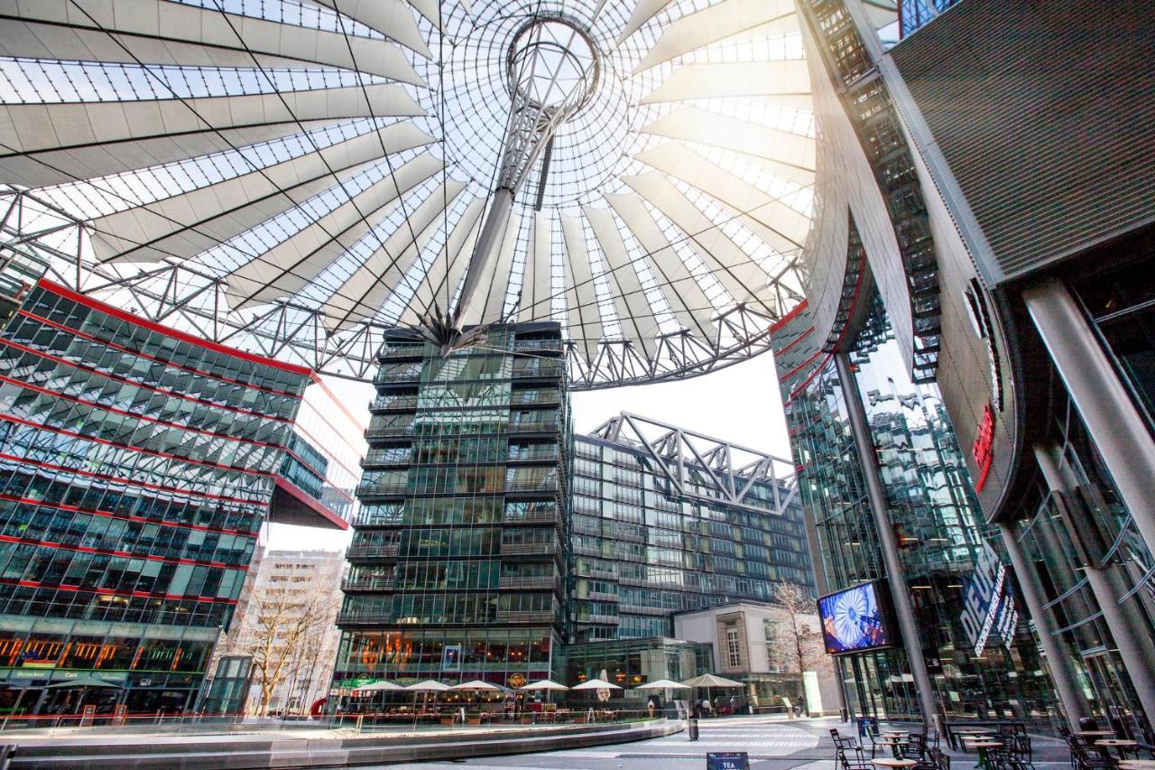 Holiday Inn Express Berlin City Centre By Ihg Bagian luar foto