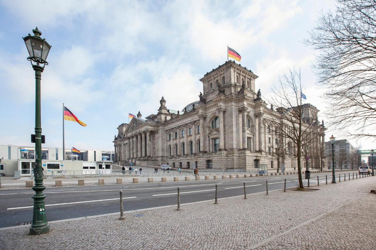 Holiday Inn Express Berlin City Centre By Ihg Bagian luar foto