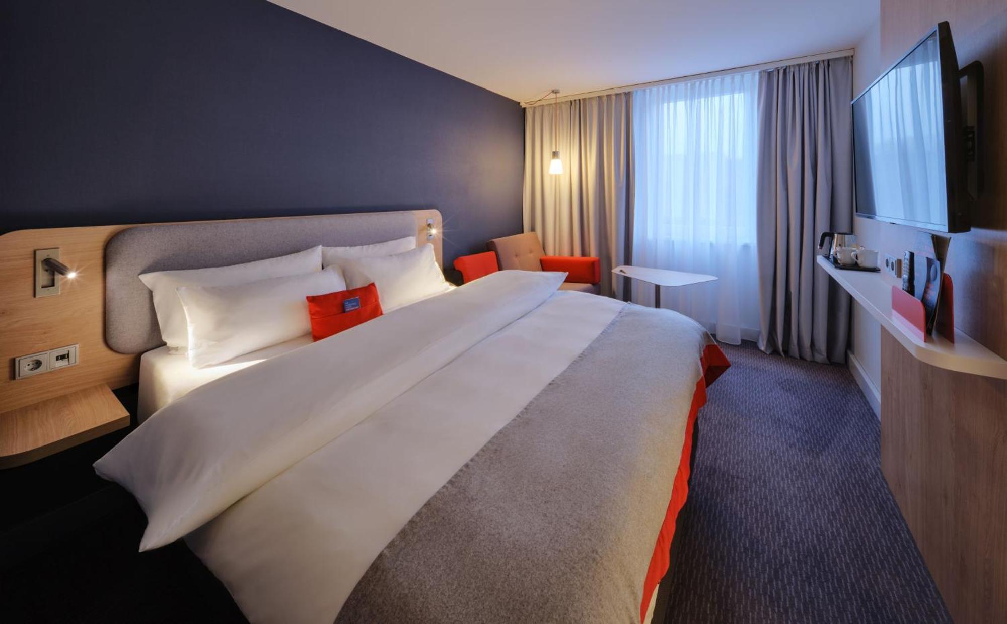 Holiday Inn Express Berlin City Centre By Ihg Bagian luar foto