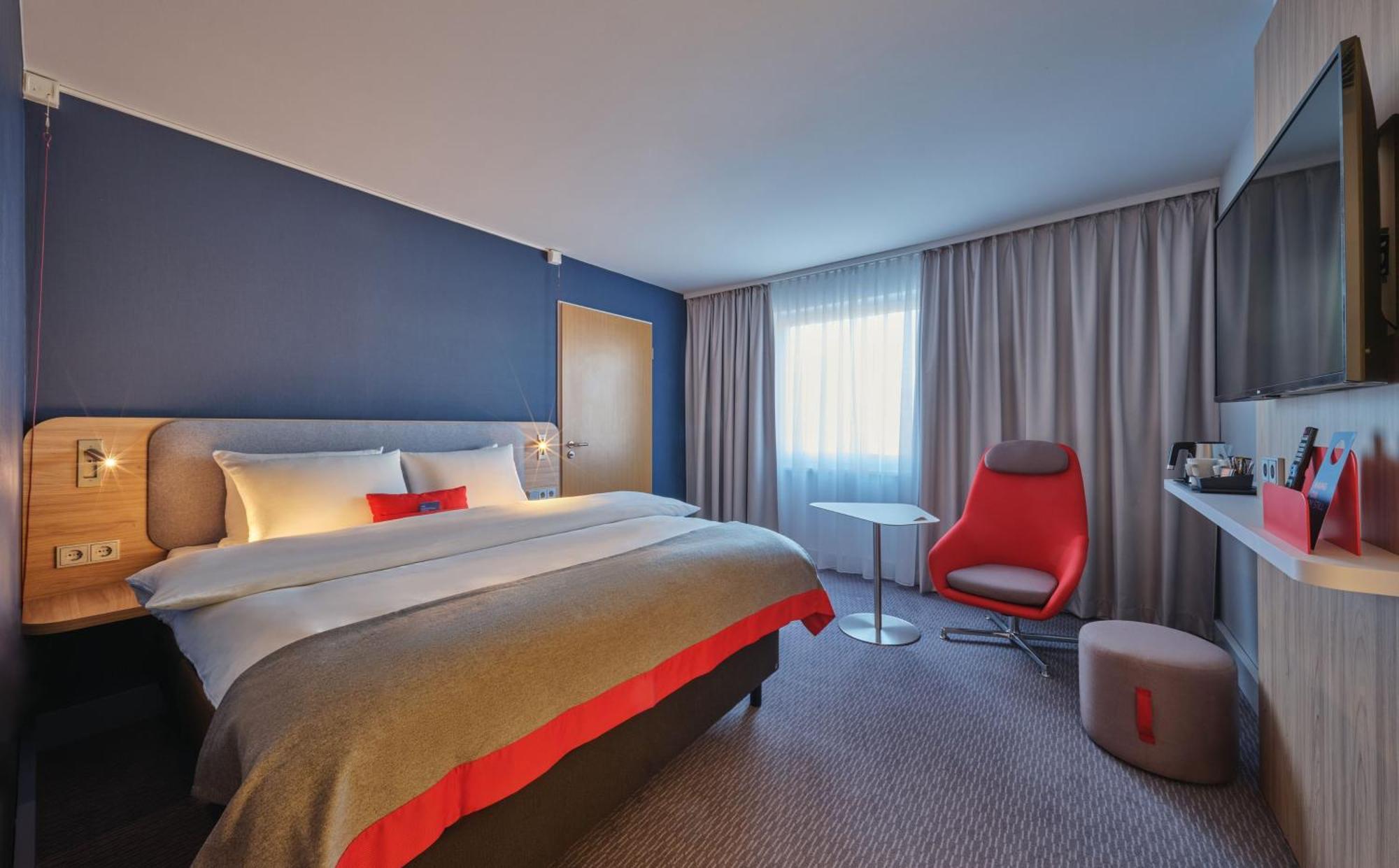 Holiday Inn Express Berlin City Centre By Ihg Bagian luar foto